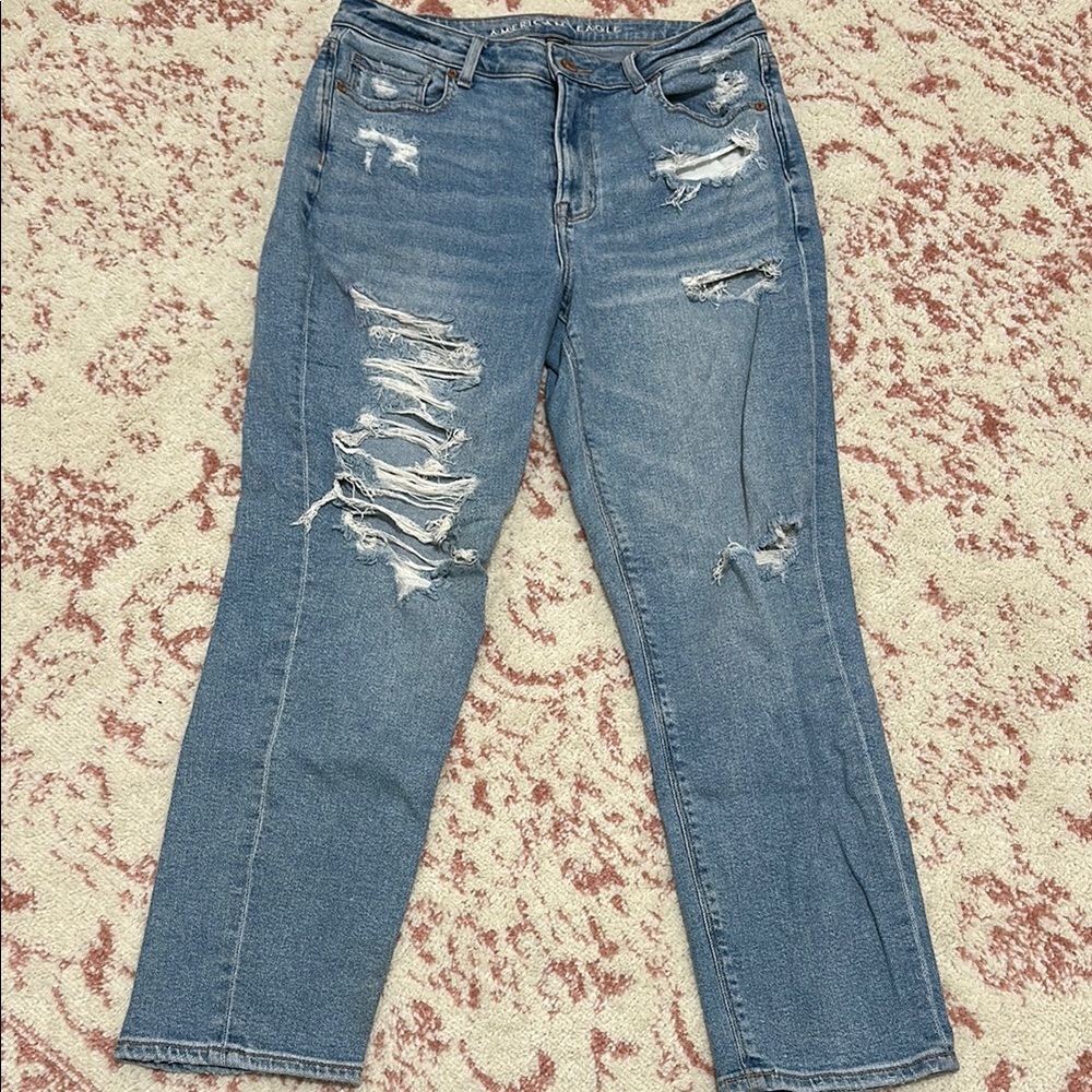 American eagle women’s mom Jean